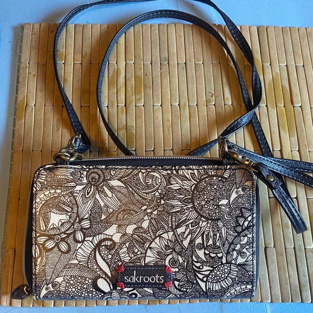 Sakroots Artistic Black and White Smart phone Crossbody Bag/wristlet